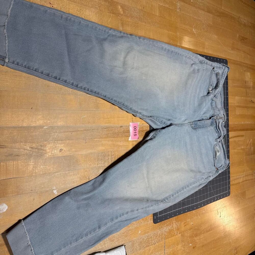 Levi-s Women's Blue and Grey Jeans
